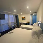 Otel No25 *