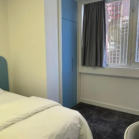 Δωμάτια σε οικογενειακή κατοικία No25 *